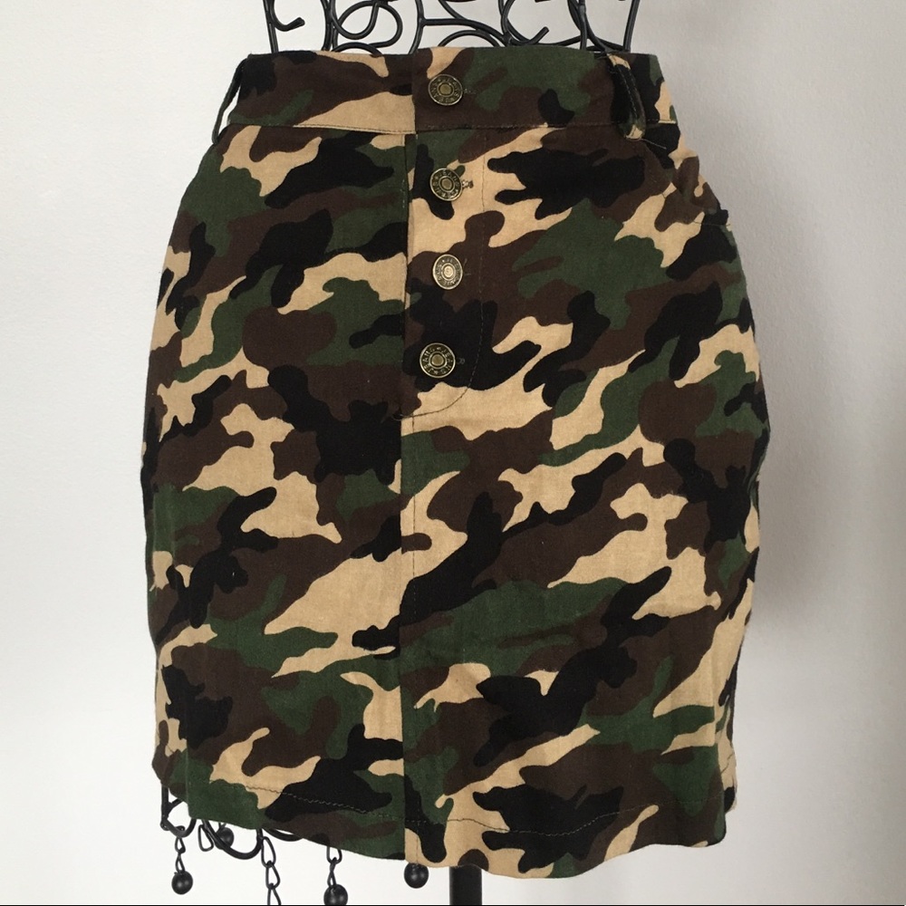 CAMO DENIM SKIRT